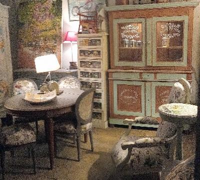 &eacute;co design meubles, meubles peints  100% recycl&eacute;s , upcycling meubles et objets ,meubles relook&eacute;s, upcycling, tapisserie d'ameublement, d&eacute;cors peints, relooking de meubles , mobiliers seconde main ,upcycling  , &eacute;conomie circulaire, tapisserie d&rsquo;ameublement, r&eacute;paration de meubles, r&eacute;novation de meubles, architecture d&rsquo;int&eacute;rieure &eacute;co responsable, artisans d&rsquo;art,vaisselier l philippe relook&eacute;