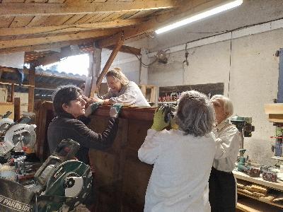 Formations relooking meubles professionnelles, entreprise z&eacute;ro d&eacute;chets, , formations et stages auto entrepreneur relooking de meubles, formations et stages restauration de meubles,  stages relooking meubles &eacute;co responsables, formation et stages tapisserie d&rsquo;ameublement, formation et stage architecture d&rsquo;int&eacute;rieure &eacute;co responsable, formation cr&eacute;ation d entreprise relooking mobilier, formation professionnelle recyclage mobilier et &eacute;co design ,reconversion relooking  meubles, stages et formations &agrave; la carte pratiques pour adultes, formation &eacute;ligible France travail, demandeurs d&rsquo;emploi, centre de formation pour adultes, Stages fabrication de produits de d&eacute;coration &eacute;cologiques, formation  stages menuiserie palettes, &eacute;co design ameublement et d&eacute;coration, Stages et formation upcycling, stages  formations surcyclage ameublement, stages et formations upcycling gros mobiliers, formation  stage upcycling meubles et objets, Formation certifiante  &eacute;co-recycler des biens d'ameublement et de d&eacute;coration, formation &eacute;co responsable, seconde main  certifiante  CPF, stages et formations &eacute;conomie circulaire, formation r&eacute;duction destruction de mobilier, Stages artisanaux tout public, stages d&eacute;couvertes artisanaux, d&eacute;veloppement entreprise artisanale ameublement et d&eacute;coration &eacute;co responsable, formation professionnelle artisan  artisans d&rsquo;art finan&ccedil;ables fafcea, d&eacute;veloppement activit&eacute; artisanale, stages artisanat d&rsquo;art, formations individuelles artisanat, stages pour artisans et commer&ccedil;ants, formation cr&eacute;ation entreprise artisanale, formations formateurs artisanat, Formations valorisation de stock recycleries ressourceries, formations et stages chantiers d&rsquo;insertion,  audit action r&eacute;paration ressourceries recycleries, formations et stages recycleries ressourceries, sp&eacute;cialit&eacute;s ressourceries, recycleries, formation et stage afest bois valoriste ameublement et d&eacute;coration, coaching et d&eacute;veloppement personnel professionnel, 