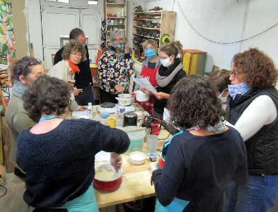 Formations relooking meubles professionnelles, entreprise z&eacute;ro d&eacute;chets, , formations et stages auto entrepreneur relooking de meubles, formations et stages restauration de meubles,  stages relooking meubles &eacute;co responsables, formation et stages tapisserie d&rsquo;ameublement, formation et stage architecture d&rsquo;int&eacute;rieure &eacute;co responsable, formation cr&eacute;ation d entreprise relooking mobilier, formation professionnelle recyclage mobilier et &eacute;co design ,reconversion relooking  meubles, stages et formations &agrave; la carte pratiques pour adultes, formation &eacute;ligible France travail, demandeurs d&rsquo;emploi, centre de formation pour adultes, Stages fabrication de produits de d&eacute;coration &eacute;cologiques, formation  stages menuiserie palettes, &eacute;co design ameublement et d&eacute;coration, Stages et formation upcycling, stages  formations surcyclage ameublement, stages et formations upcycling gros mobiliers, formation  stage upcycling meubles et objets, Formation certifiante  &eacute;co-recycler des biens d'ameublement et de d&eacute;coration, formation &eacute;co responsable, seconde main  certifiante  CPF, stages et formations &eacute;conomie circulaire, formation r&eacute;duction destruction de mobilier, Stages artisanaux tout public, stages d&eacute;couvertes artisanaux, d&eacute;veloppement entreprise artisanale ameublement et d&eacute;coration &eacute;co responsable, formation professionnelle artisan  artisans d&rsquo;art finan&ccedil;ables fafcea, d&eacute;veloppement activit&eacute; artisanale, stages artisanat d&rsquo;art, formations individuelles artisanat, stages pour artisans et commer&ccedil;ants, formation cr&eacute;ation entreprise artisanale, formations formateurs artisanat, Formations valorisation de stock recycleries ressourceries, formations et stages chantiers d&rsquo;insertion,  audit action r&eacute;paration ressourceries recycleries, formations et stages recycleries ressourceries, sp&eacute;cialit&eacute;s ressourceries, recycleries, formation et stage afest bois valoriste ameublement et d&eacute;coration, coaching et d&eacute;veloppement personnel professionnel, 