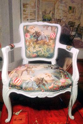 &eacute;co design meubles, meubles peints  100% recycl&eacute;s , upcycling meubles et objets ,meubles relook&eacute;s, upcycling, tapisserie d'ameublement, d&eacute;cors peints, relooking de meubles , mobiliers seconde main ,upcycling  , &eacute;conomie circulaire, tapisserie d&rsquo;ameublement, r&eacute;paration de meubles, r&eacute;novation de meubles, architecture d&rsquo;int&eacute;rieure &eacute;co responsable, artisans d&rsquo;art ,comptoir zingu&eacute; recycle 